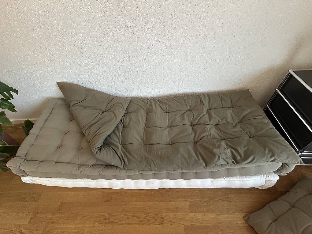 Sofas: Sofa bed maison du monde – D'occasion à Basel par val_h2tc 2