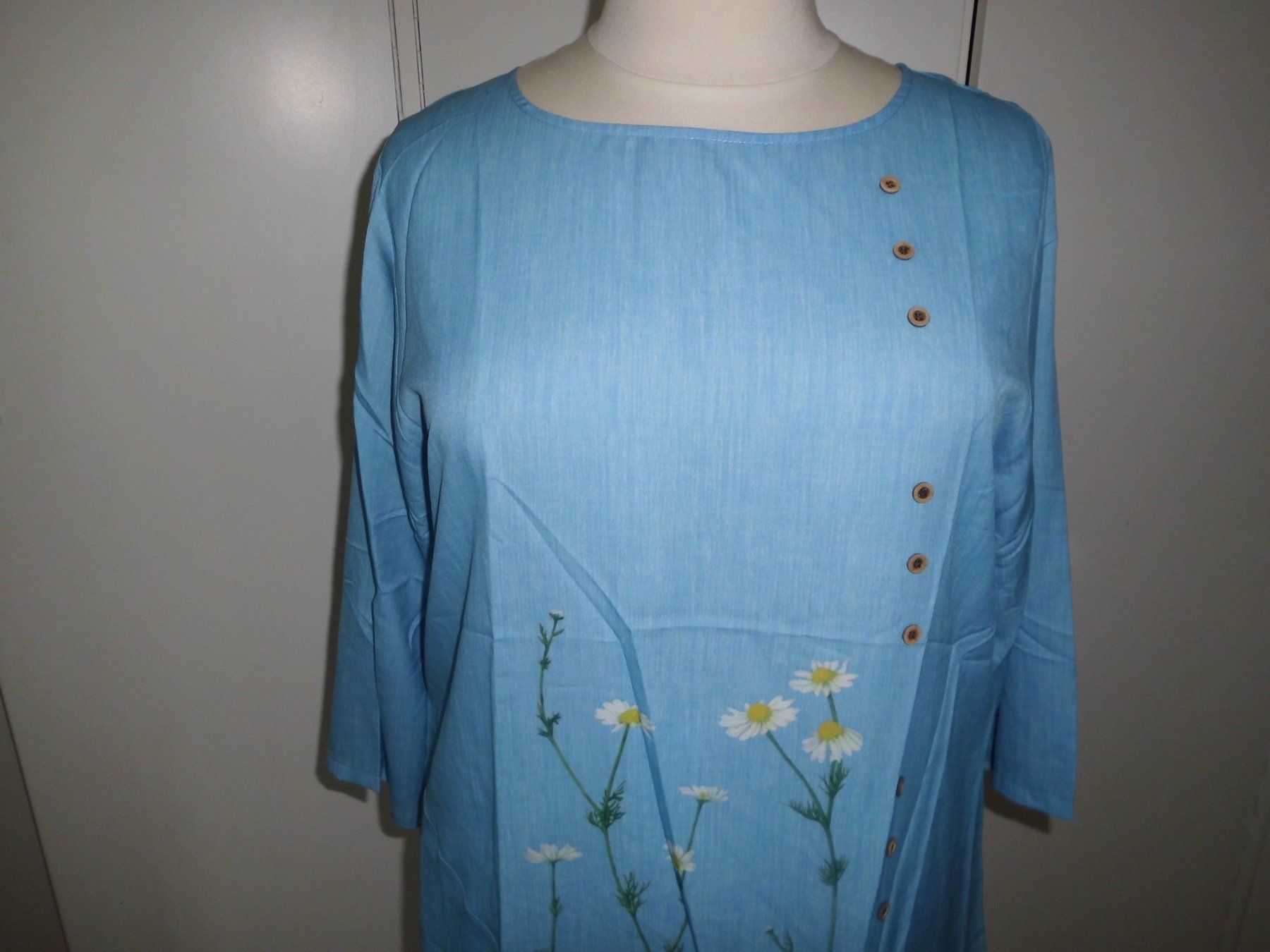 T-shirt: T-shirt bleu T. 48 – Usato da Marin-Epagnier venduto da Madja 2