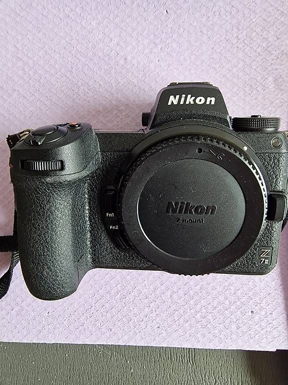 Nikon Fotocamera: Nikon Z7ii – Usato da Schaffhausen venduto da gugusli01