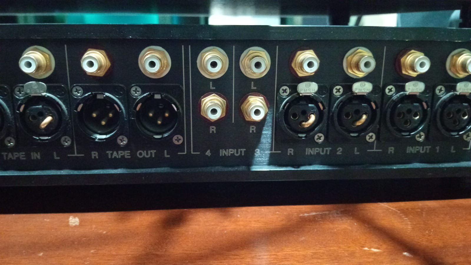 Pass Amplificatori: Pass Labs X1 Preamplifier with its Separate Power Supply – Nuovo (secondo la descrizione) da St-Cergue venduto da per_6cx5 7