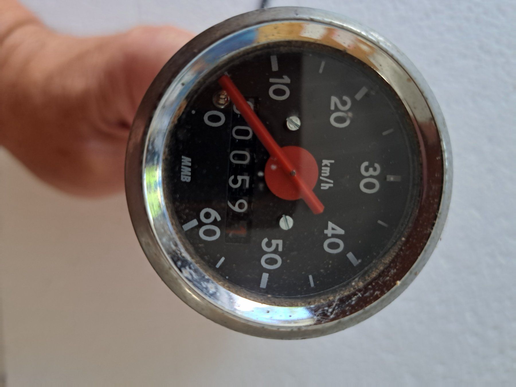 Pièces pour mobylette: Tachometer mit Tachowelle – D'occasion à Orpund par rodolfo58