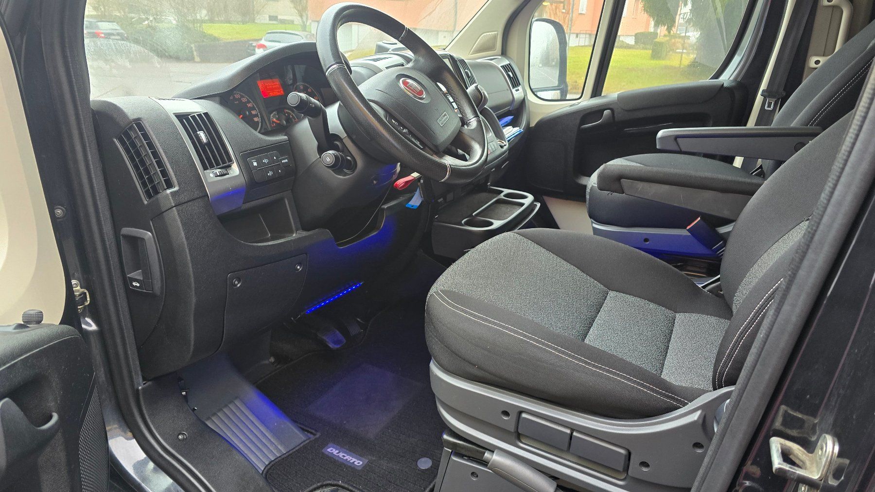 Fiat Automobili: Fiat Ducato 11Q 3.0 8 Plätzer frisch ab MFK – Usato da Emmenbrücke venduto da meu_2j8p 9