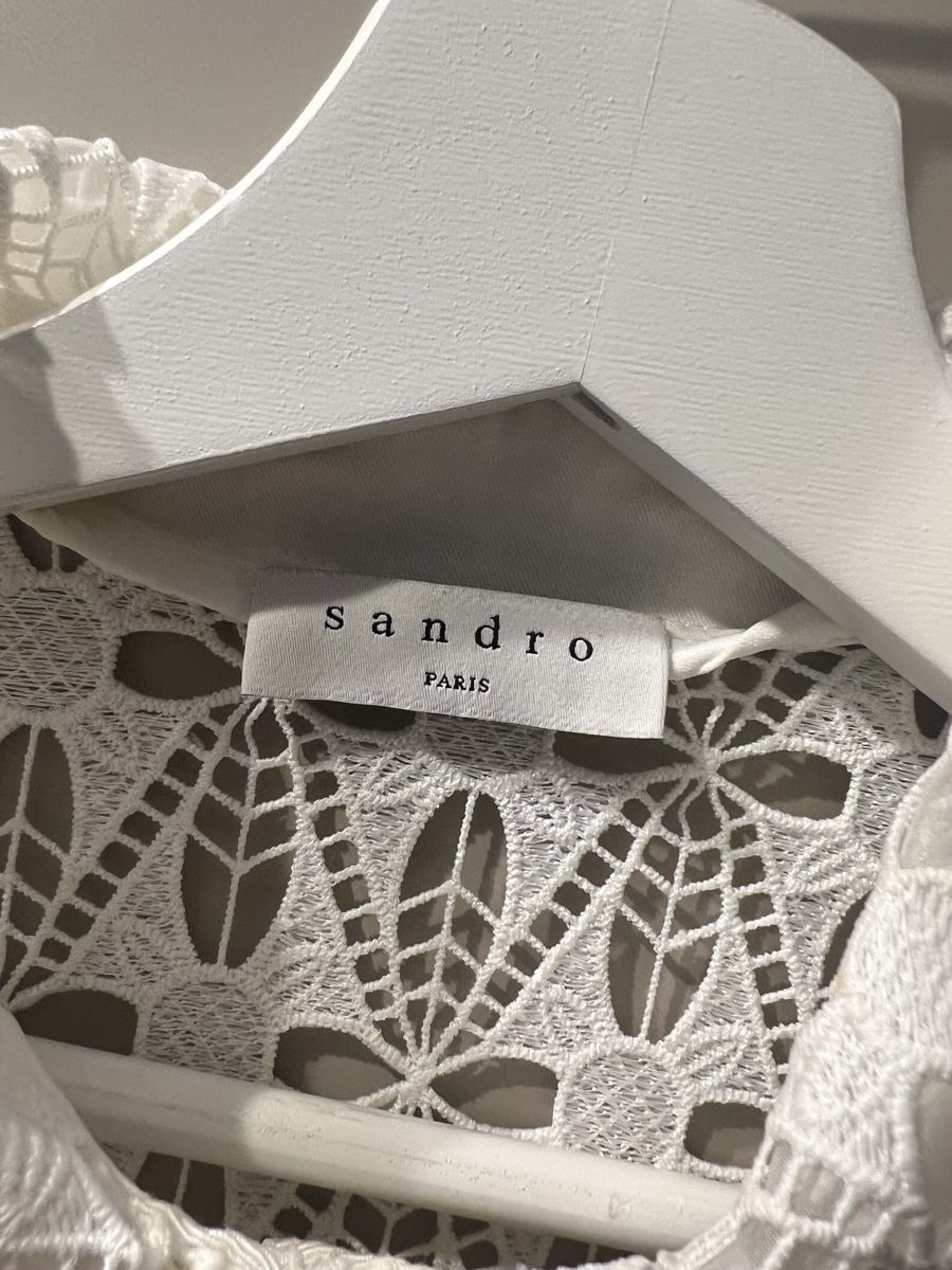 Sandro Vestiti: Kleid Sandro Spitzenkleid Weiss – Usato da Zürich venduto da R1908 1