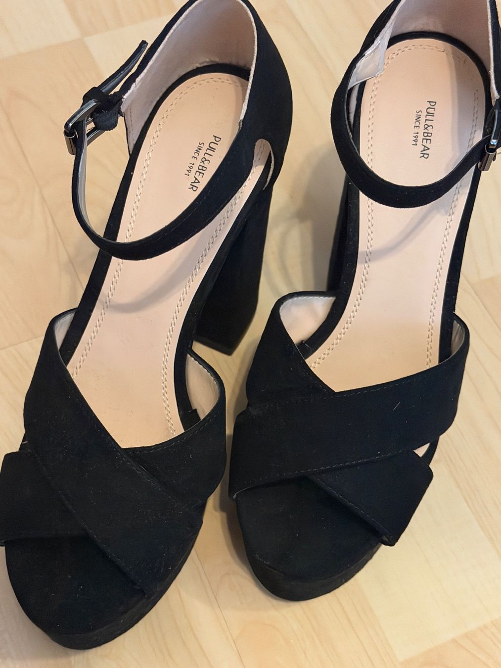 Pull&Bear Chaussures femmes: High Heels schwarz, Grösse 39 Pull&Bear – Neuf avec emballage d'origine à Hochdorf par maj_869r