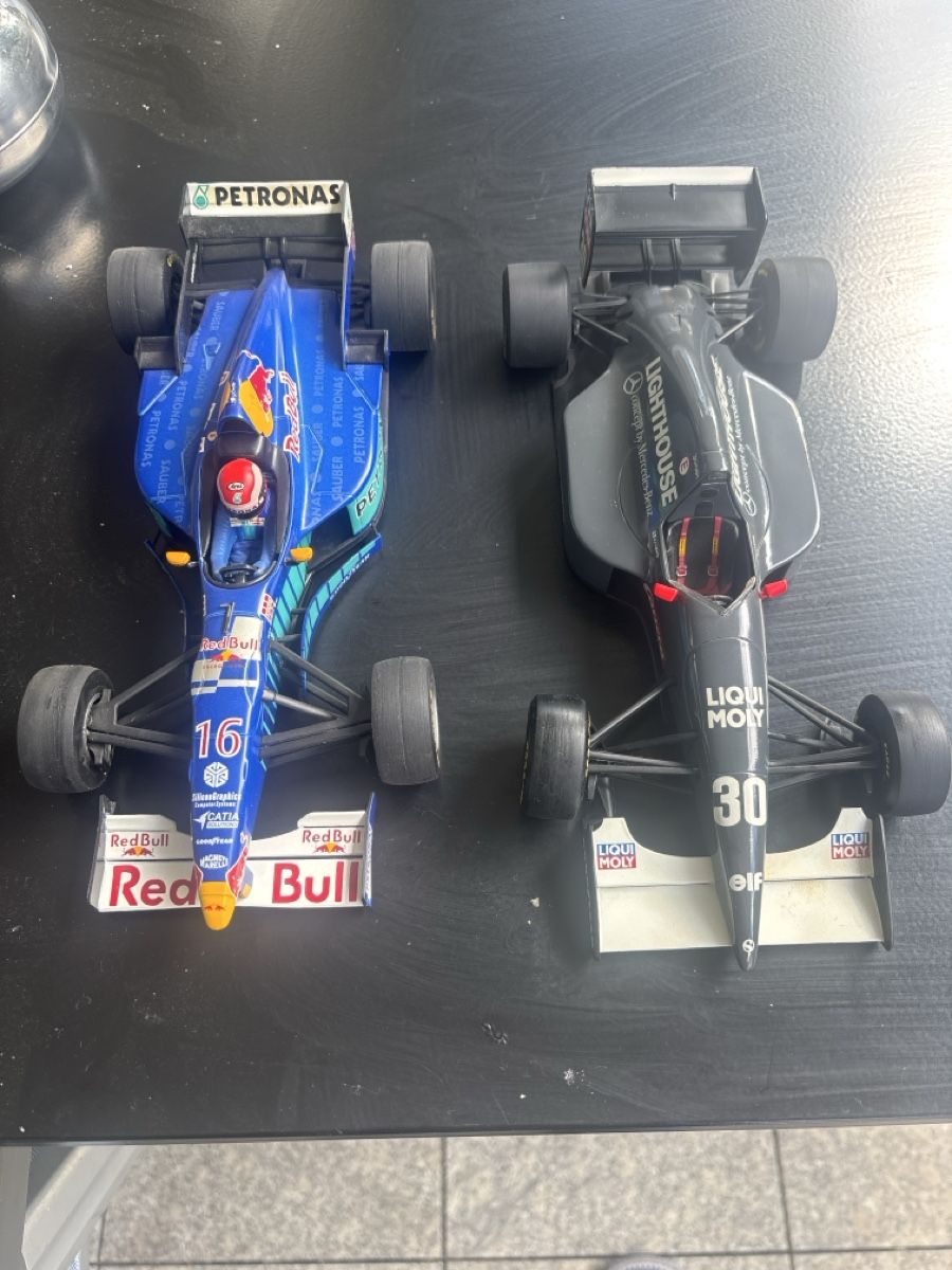 Modellautos: Sauber F1 Modelle C12 und C16  – Neu (gemäss Beschreibung) aus Volketswil von 1970rog