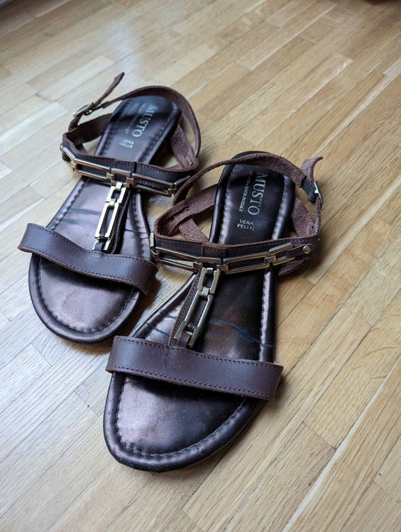 Schicke Sandalen mit Mode-Goldschmuck "MUSTO" Milano Gr. 38 1