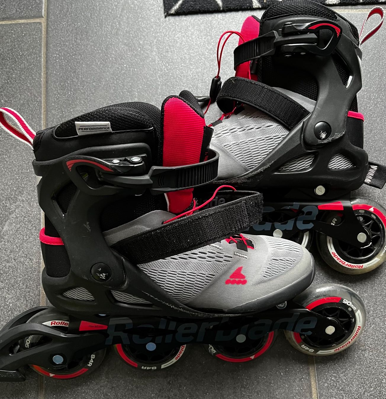 Pattini in linea & Pattini a rotelle: Rollerblades – Usato da Olten venduto da WerRa 2