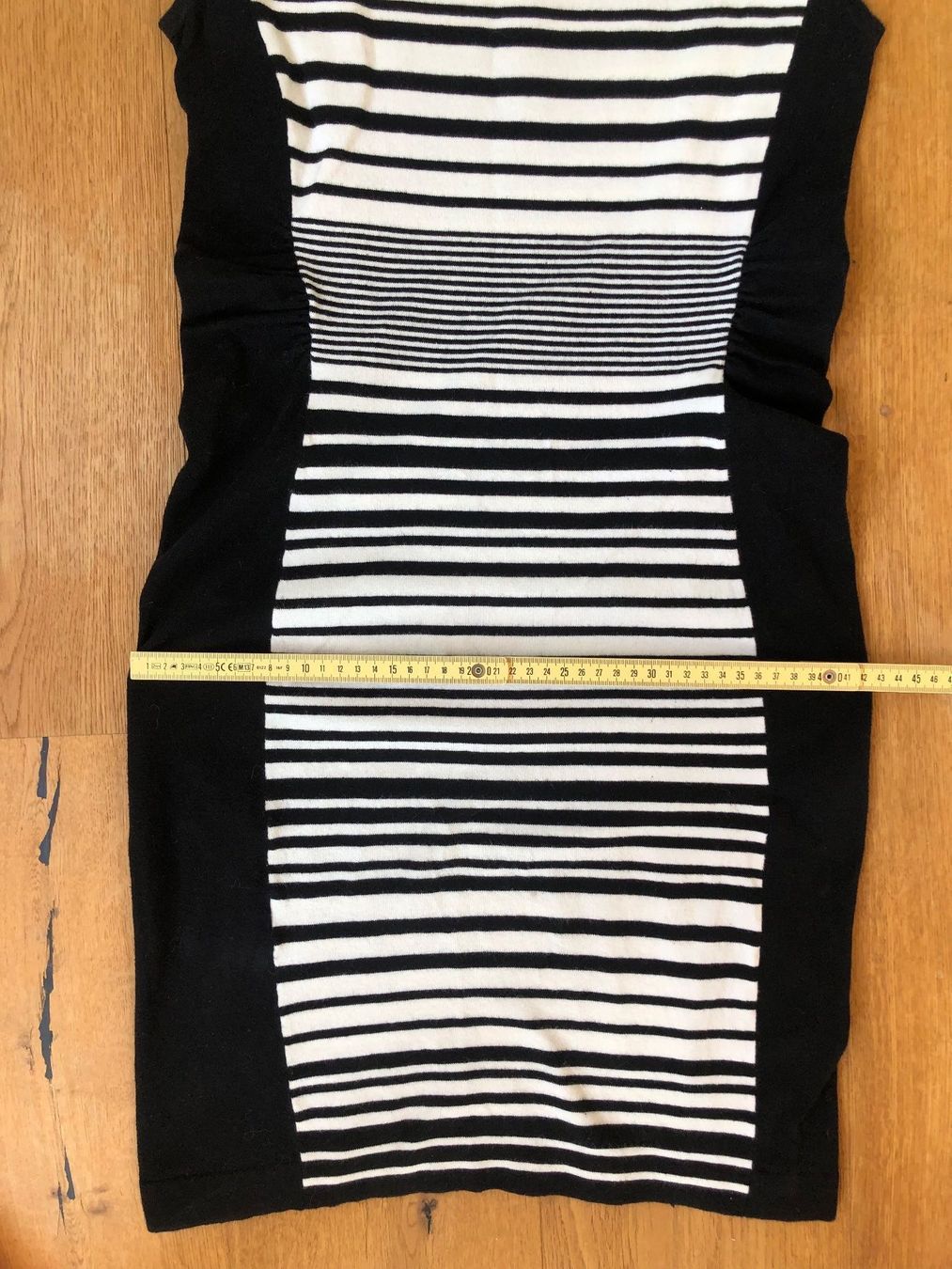 Karen Millen Vestiti: Robe Karen Millen – Usato da Dotzigen venduto da SecondHandGems 5
