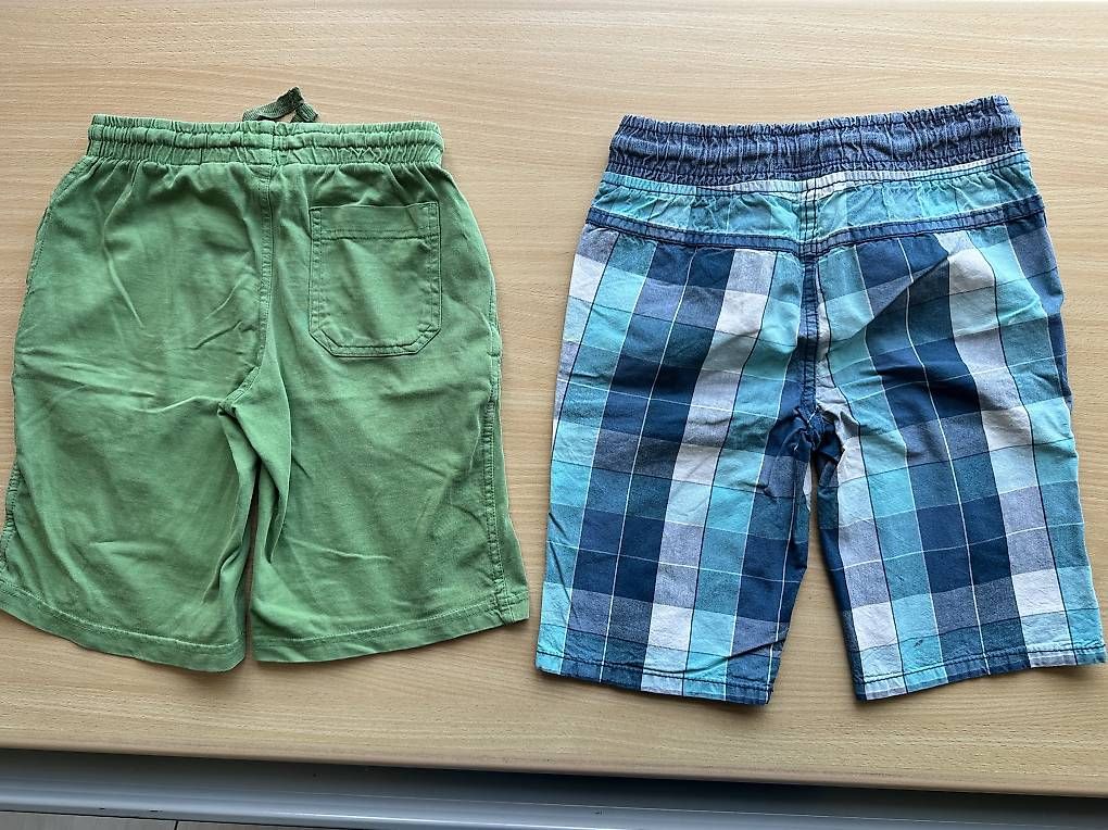 Pantaloni: Kurze Hosen 110 bis 128 – Usato da Fehren venduto da Flugzeug1177 3