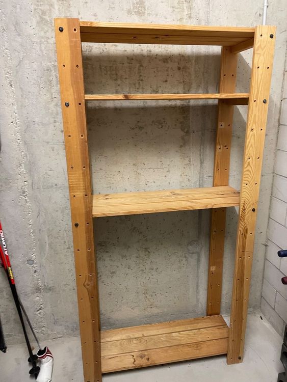 KellerRegal aus Holz gebraucht Kaufen auf Ricardo