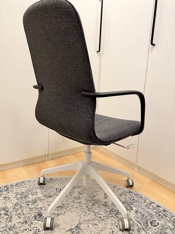 Chaises: Langfjall Ikea Bürostuhl – D'occasion à Bremgarten AG par Pyxell 1
