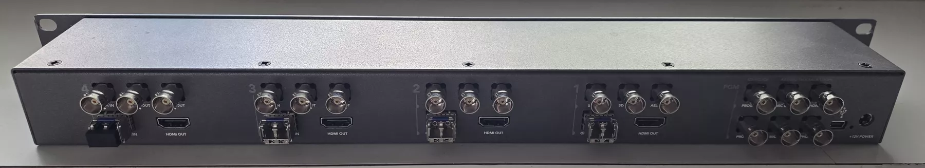 Blackmagic Convertitori: BlackMagic Atem Studio Converter – Usato da Muttenz venduto da ove_l8kb 1
