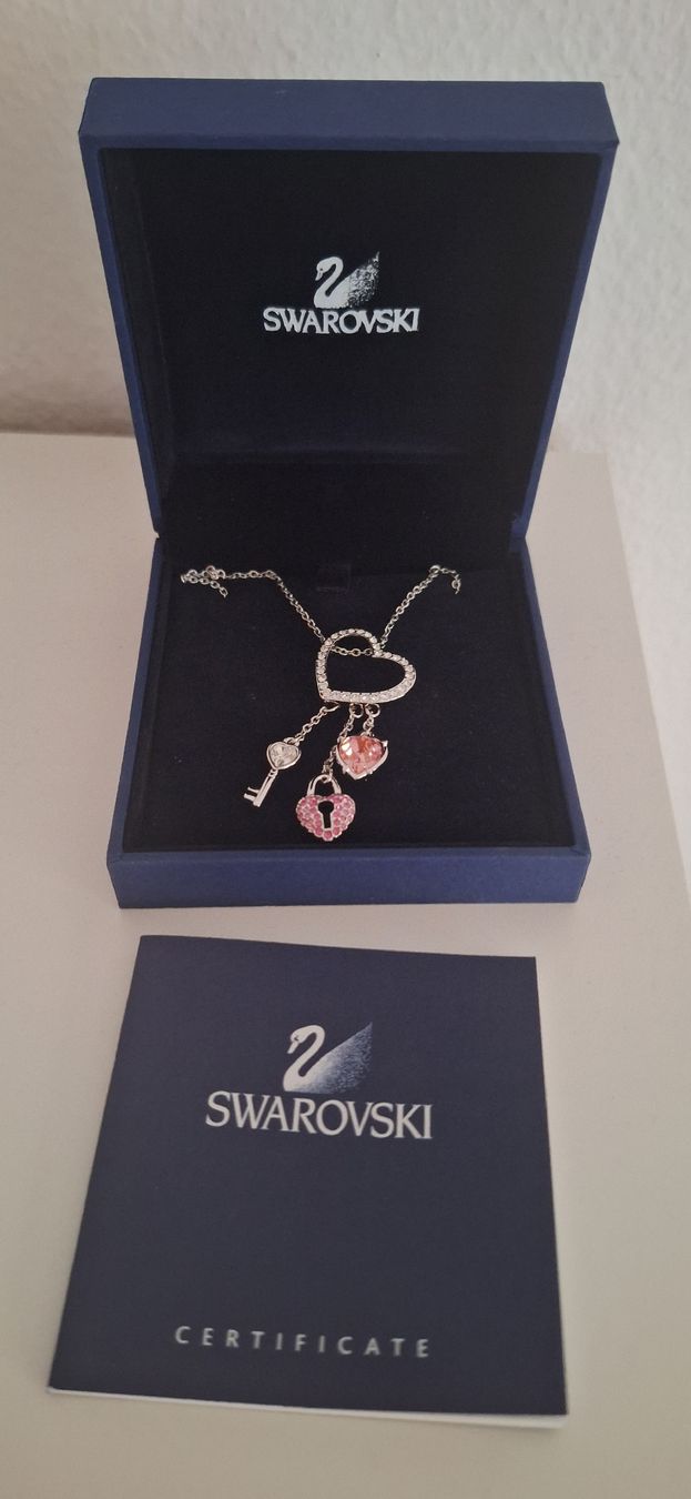 Swarovski Catenine: Neue Swarovski-Kette – Nuovo e nell'imballaggio originale da Mumpf venduto da SwissDi