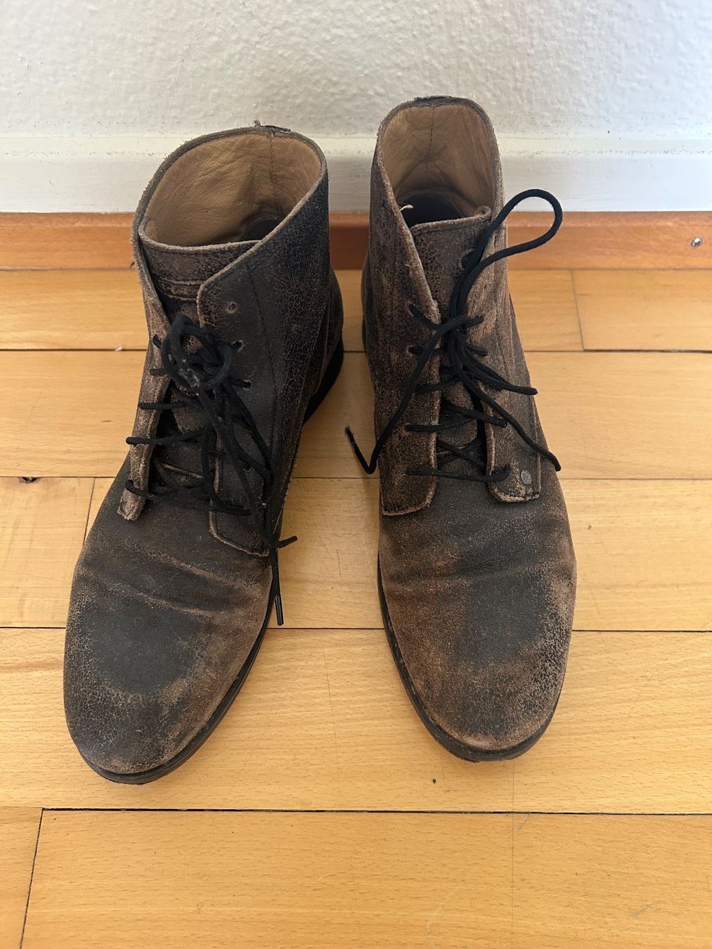 Diesel Herrenschuhe: Stiefel Diesel Leder Gr. 41 – Gebraucht aus Rorschacherberg von Svebe