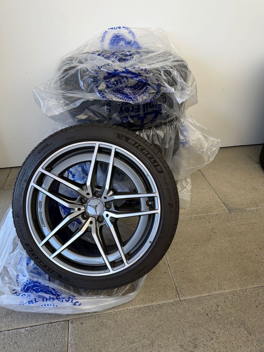 Mercedes-Benz Felgen: AMG originelle Felgen 20" – Gebraucht aus Oberengstringen von Titina90