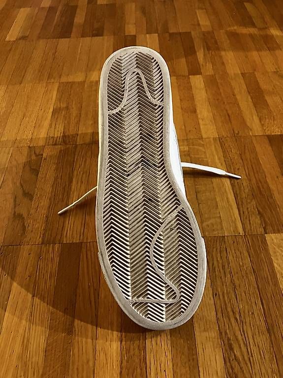 Chaussures hommes: Nike Venture Runner / Grösse 40 Mädchen – D'occasion à zürich par insomnia1975 2