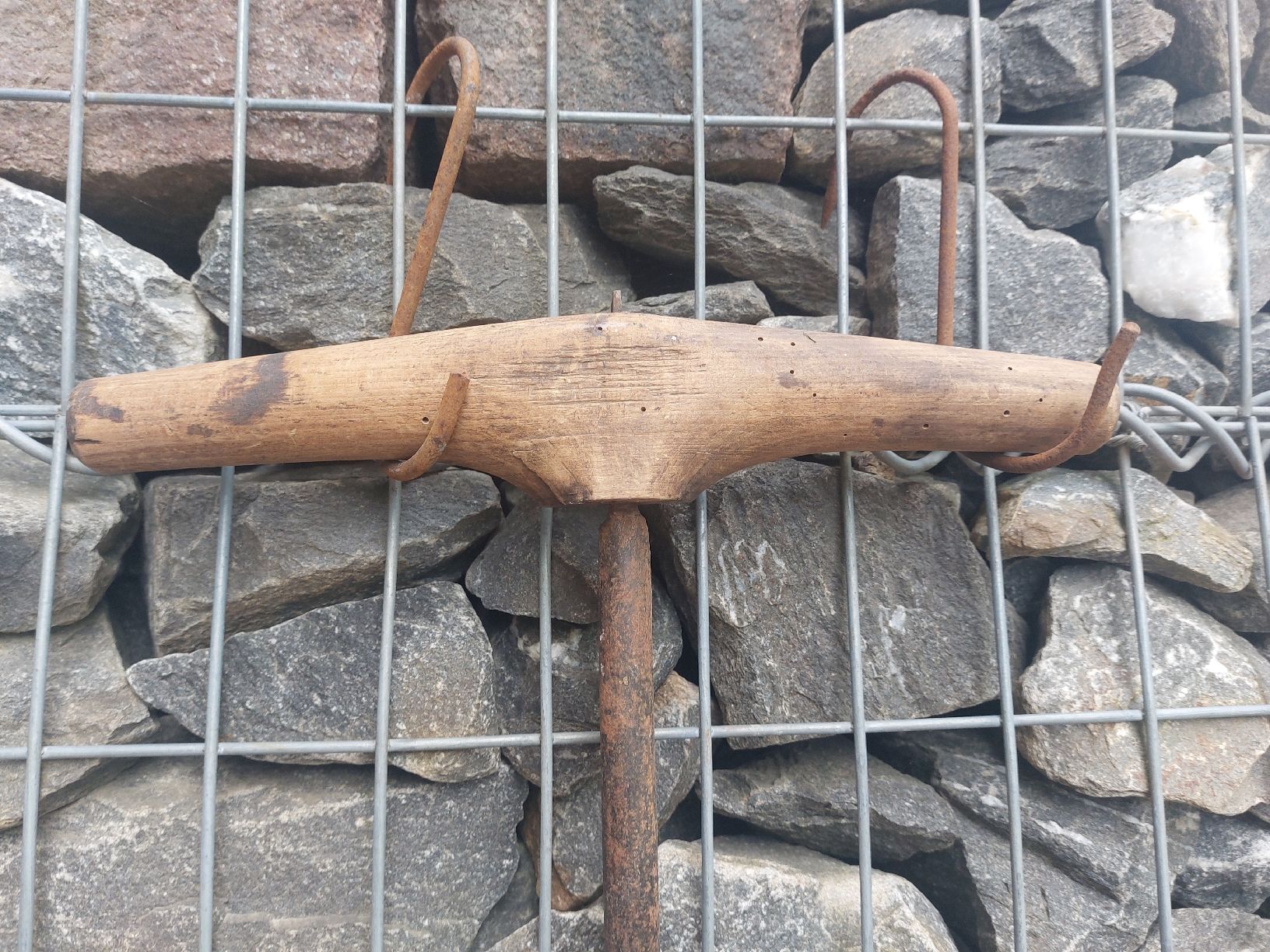 Tous les outils: Alter Holzbohrer l 60cm – D'occasion à Summaprada par nora014 1