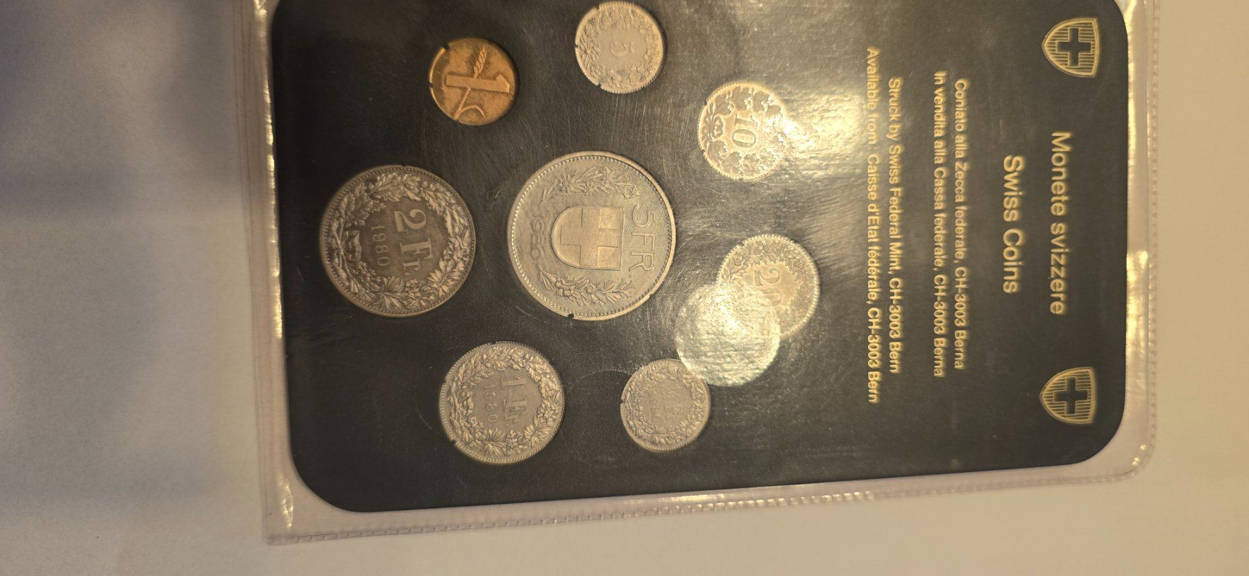 Toutes les monnaies: Pieces Fleur de coin 1980 – Neuf avec emballage d'origine à Fribourg par yan_z5fr