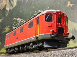 HAG 237 _ SBB Lokomotive Re 4/4 _ in OVP _ AC _ H0 _ digital