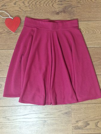 Tellerrock Urban Coco rot Gr. M ausgestellt wie neu