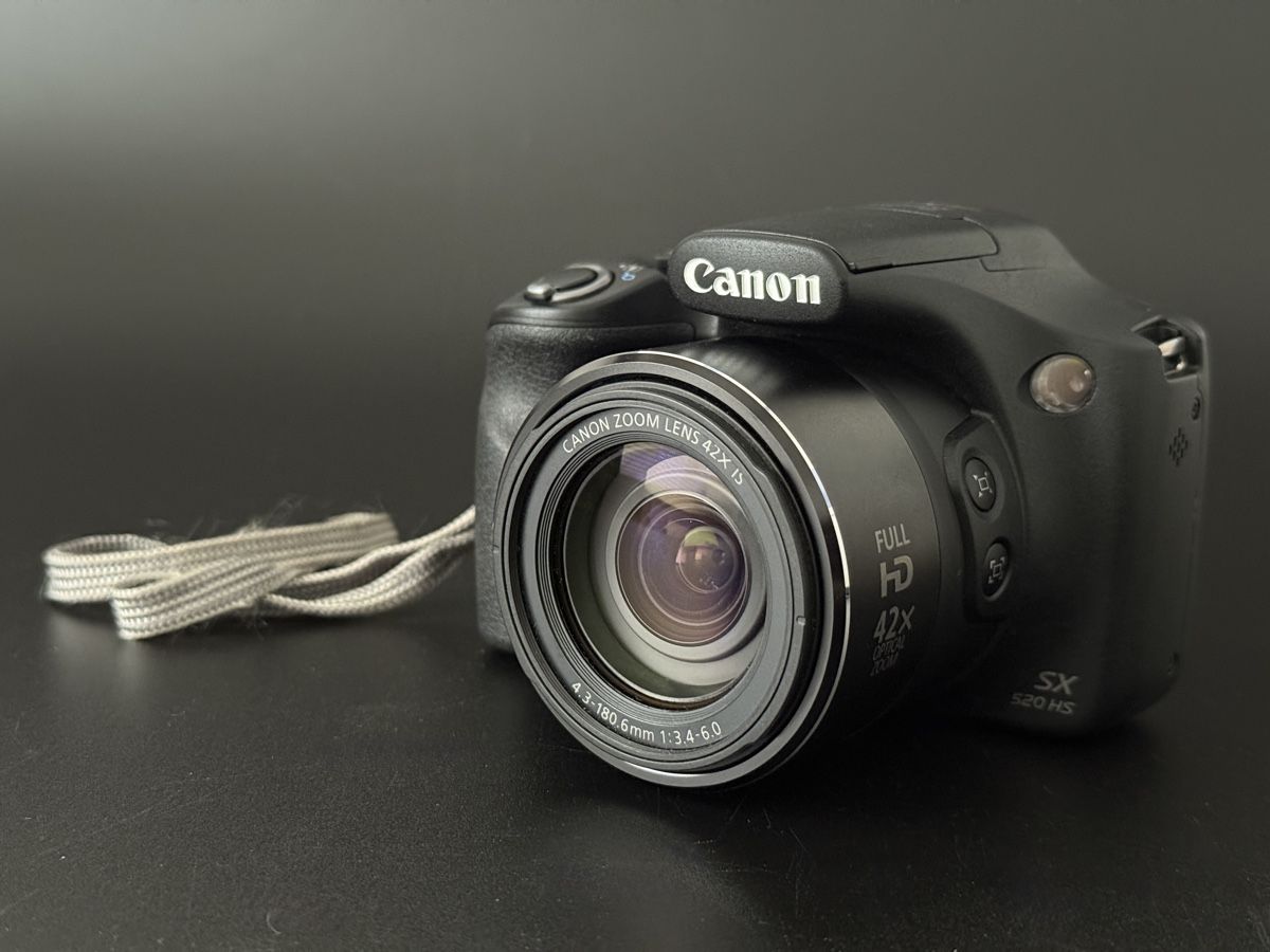 Canon Fotocamera: 16 Mega Pixels Canon Powershot SX520 HS Digitalkamera – Usato da Luzern venduto da downtonabbey 8