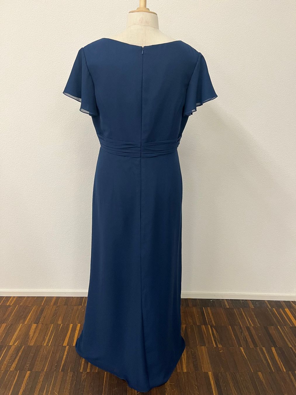 Vestiti: Festkleid dunkelblau Gr. 50 – Nuovo (secondo la descrizione) da Rothenburg venduto da stacostaco 1
