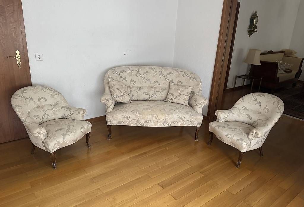 Divani: Antikes Sofa mit 2 Sesseln – Usato da Wettingen venduto da stingray13