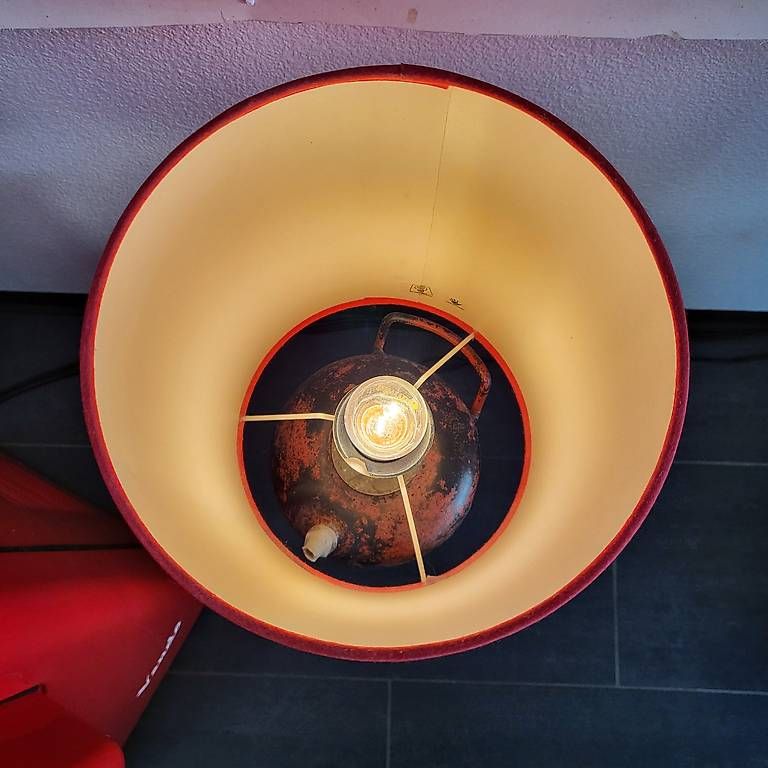 Lampade: Antiker Feuerlöscher, umgebaut in eine Steh-oder Wandleuchte – Usato da Grenchen venduto da Bosso62 2
