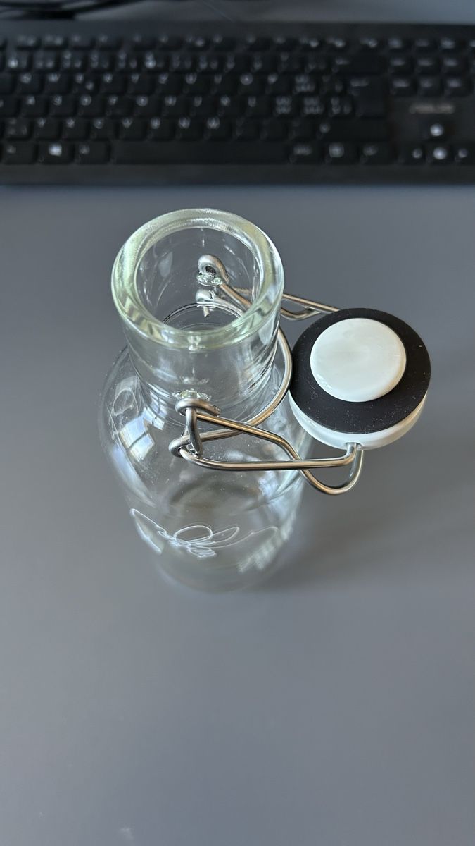 Bicchieri, Caraffe & Bottiglie: Glasflasche mit Bügelverschluss – Usato da Urtenen-Schönbühl venduto da sanfilipp0 2