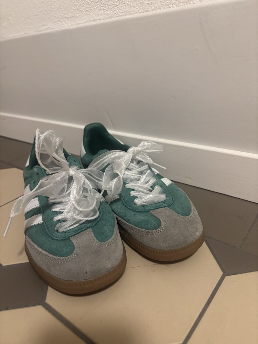 Adidas Scarpe da donna: adidas samba gr.37 1/3 grün – Usato da Bern venduto da nessaaa 1