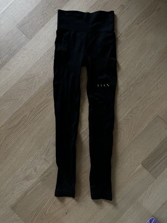 Schwarze Sport Tights von Born xs neu leggings Hose