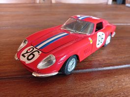 Ferrari 275 GTB4 1966 BBurago 1/24