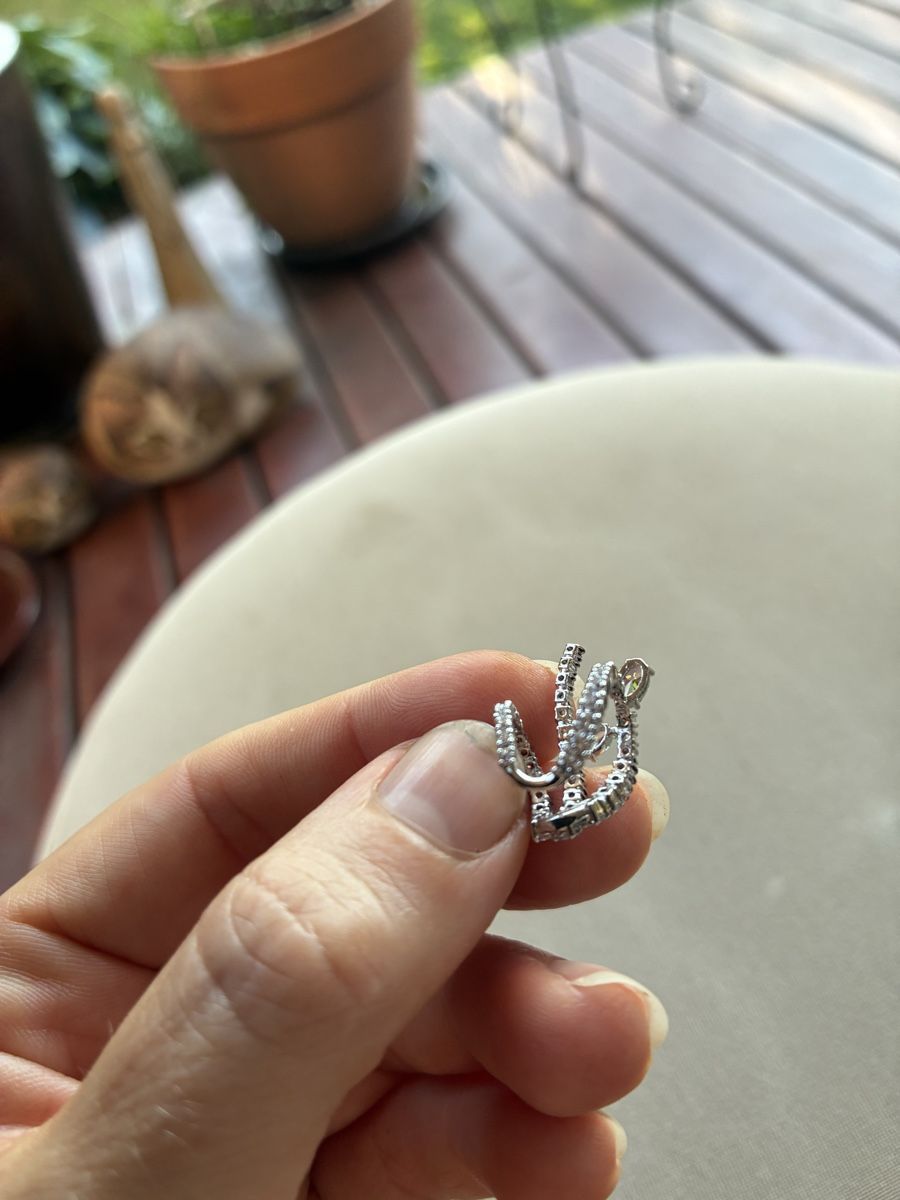 Swarovski Orecchini pendenti & Orecchini a lobo: Swarovski ear cuff 1st – Usato da Laupen BE venduto da ole_l8gg 2