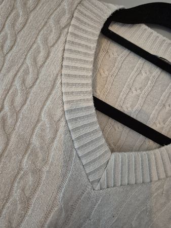 Kuscheliger Strickpullover, creme-weiss, Grösse M.