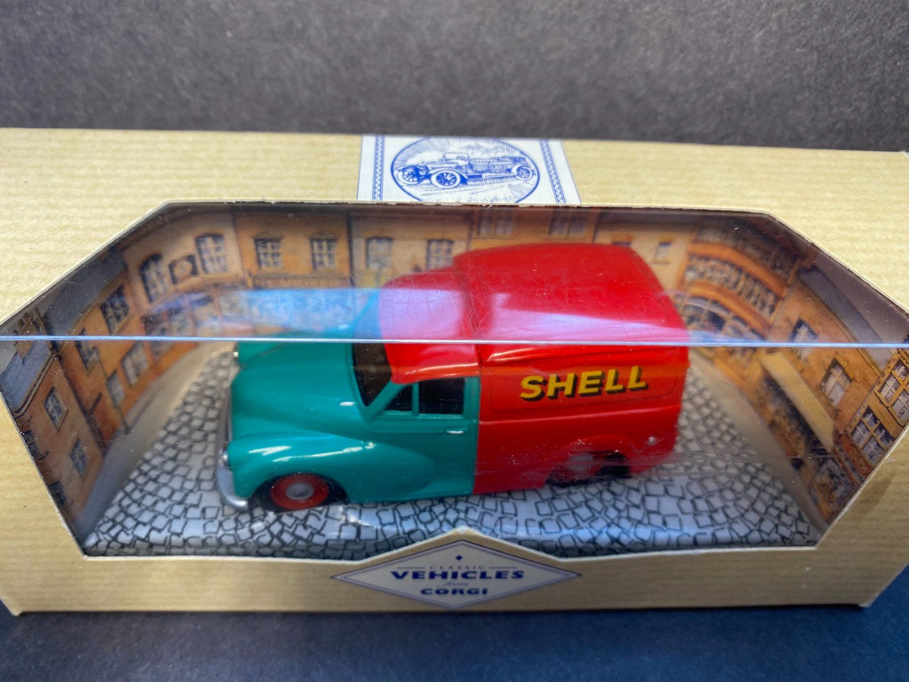 Corgi Toys Modellini d'auto: Morris 1000 Van SHELL - Corgi Classic 1:43 OVP – Nuovo e nell'imballaggio originale da Spiez venduto da Mlandcruiser 3