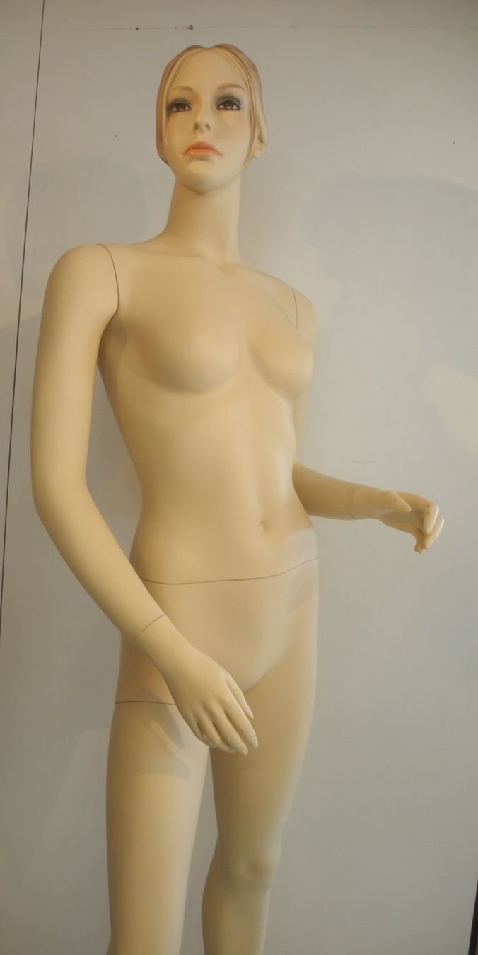 Autres décorations & accessoires: Schaufensterpuppe / Mannequin antik "Babette" – D'occasion à Kottwil par Crazyrolf 2