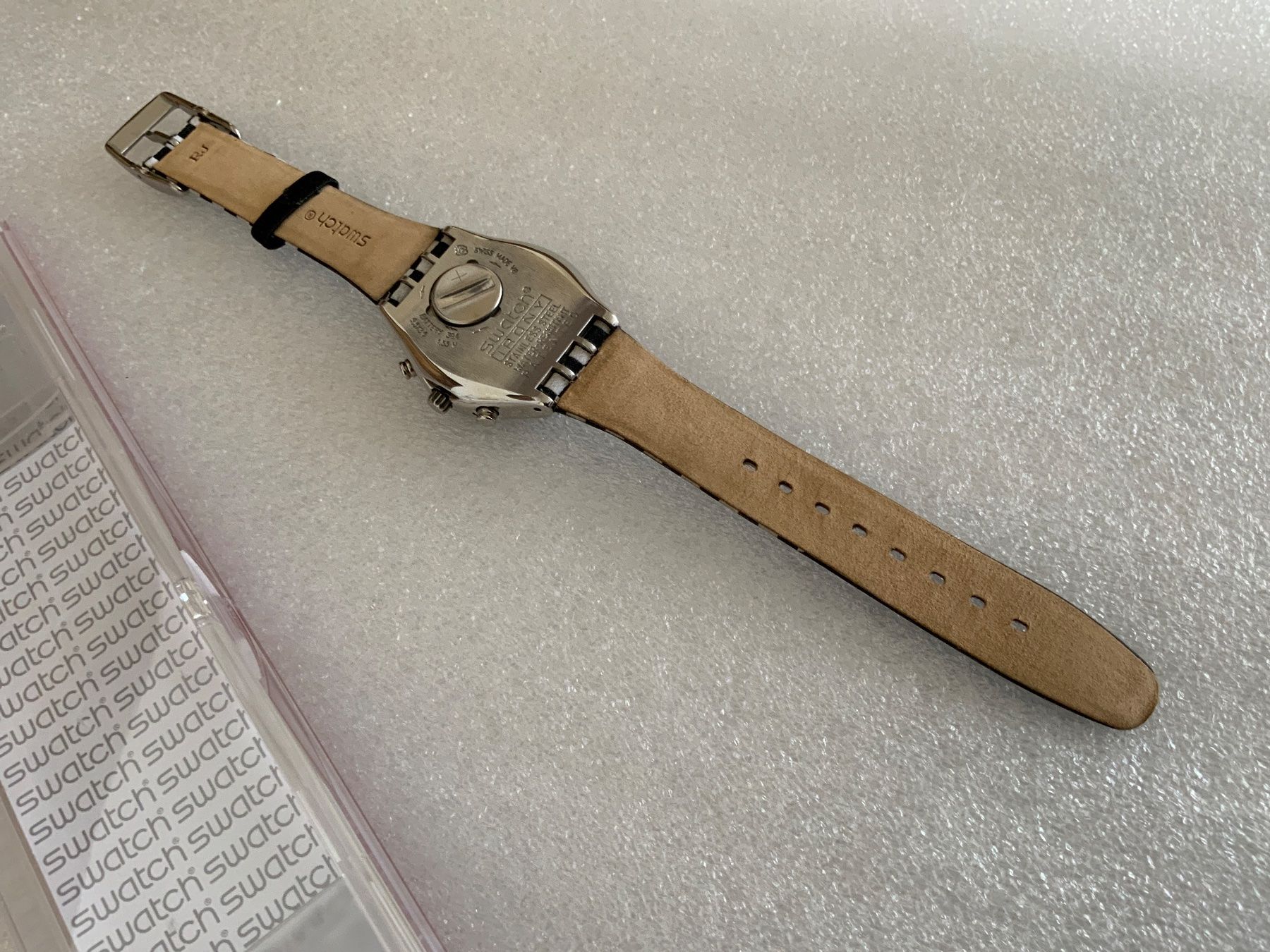 Swatch Orologi: Swatch Irony Midi Chrono PIT LINE - ungetragen – Nuovo e nell'imballaggio originale da Wettswil venduto da rotonda 3