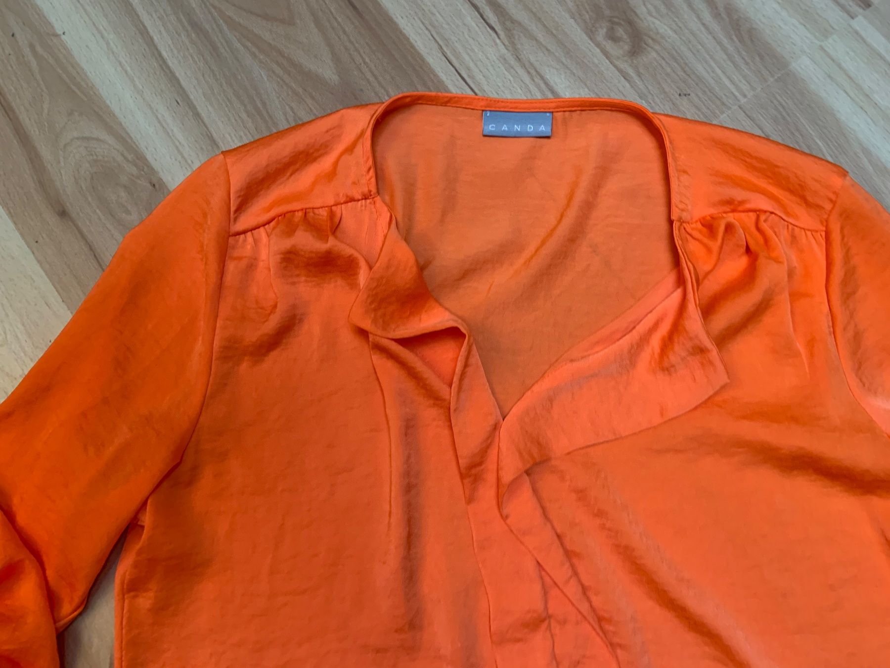 Blusen: Blouse – Gebraucht aus Ecublens VD von timily 2