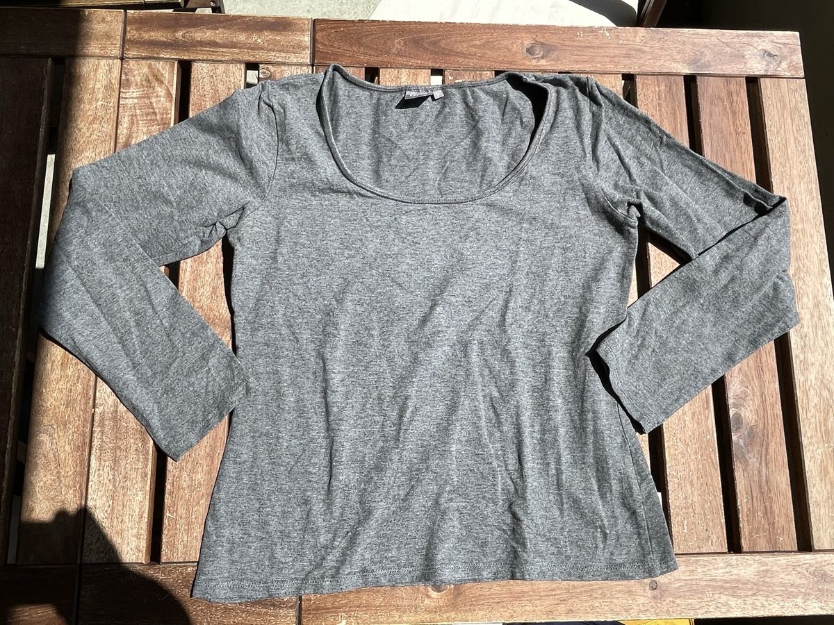 We Maglioni & Felpe: WE Fundamentals Shirt, Grau, Langarm, Grösse L – Usato da Bern venduto da brup