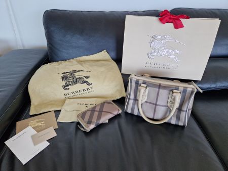 Sac à main Bowling Burberry + compagnon assorti