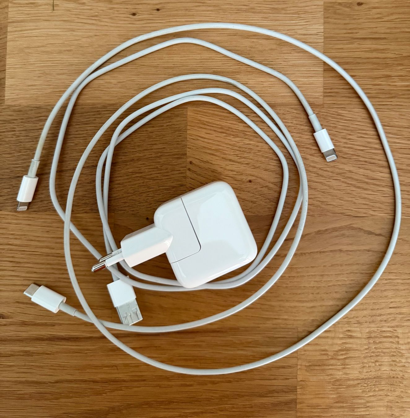 Apple Telefoni cellulari / Smartphones: iPhone 11 Pro Gold 64GB mit Zubehör – Usato da Aesch BL venduto da musashi55 7