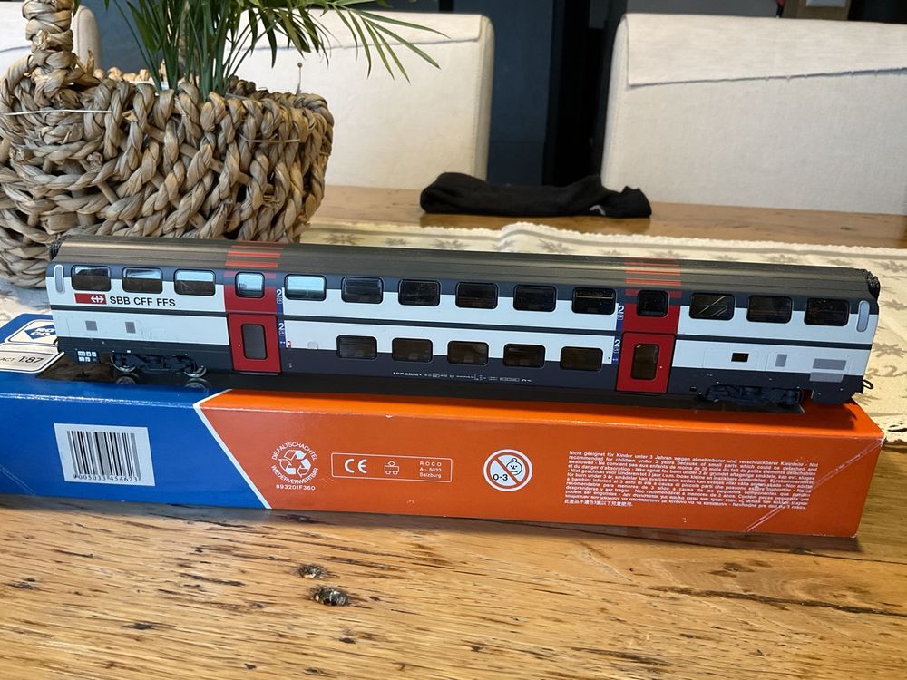 IC 2000 SBB CFF FFS Roco 45462 2ème classe (Gebraucht) in Chernex für ...