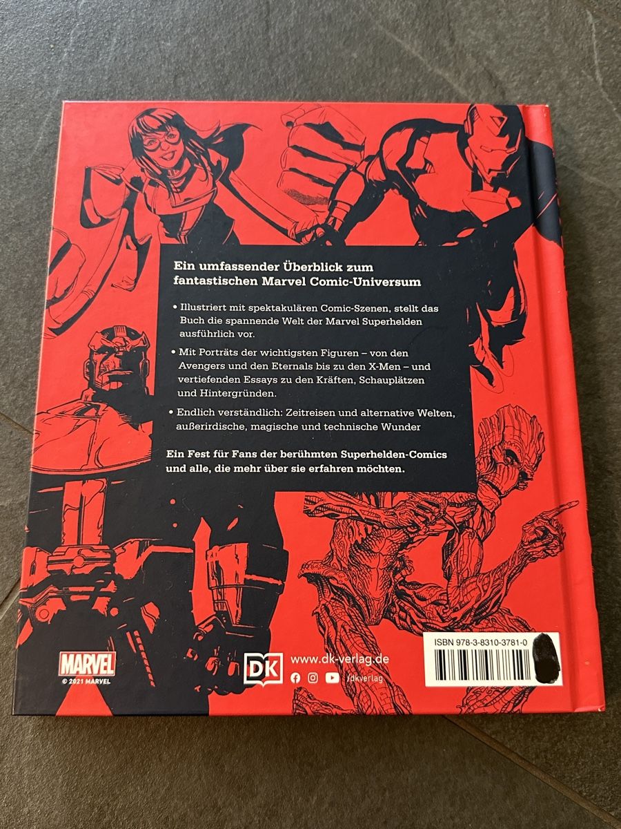 BD: Das Marvelbuch: Comic-Universum der Superhelden – D'occasion à Windlach par Binchen0 1