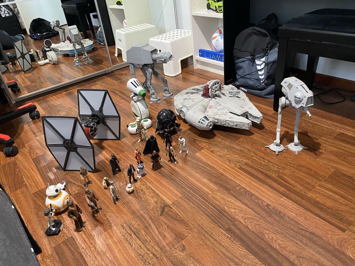 Star Wars Giocattoli: Star Wars Grosse Sammlung zum verkaufen – Usato da Wauwil venduto da Marracho