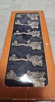 Elegante Weinlaub-Messerhalter, 6er Set, Silberlook
