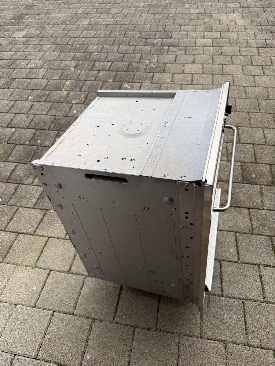 V-Zug Forni: ZUG Backofen - Top Zustand – Usato da möhlin venduto da platzsimo 1