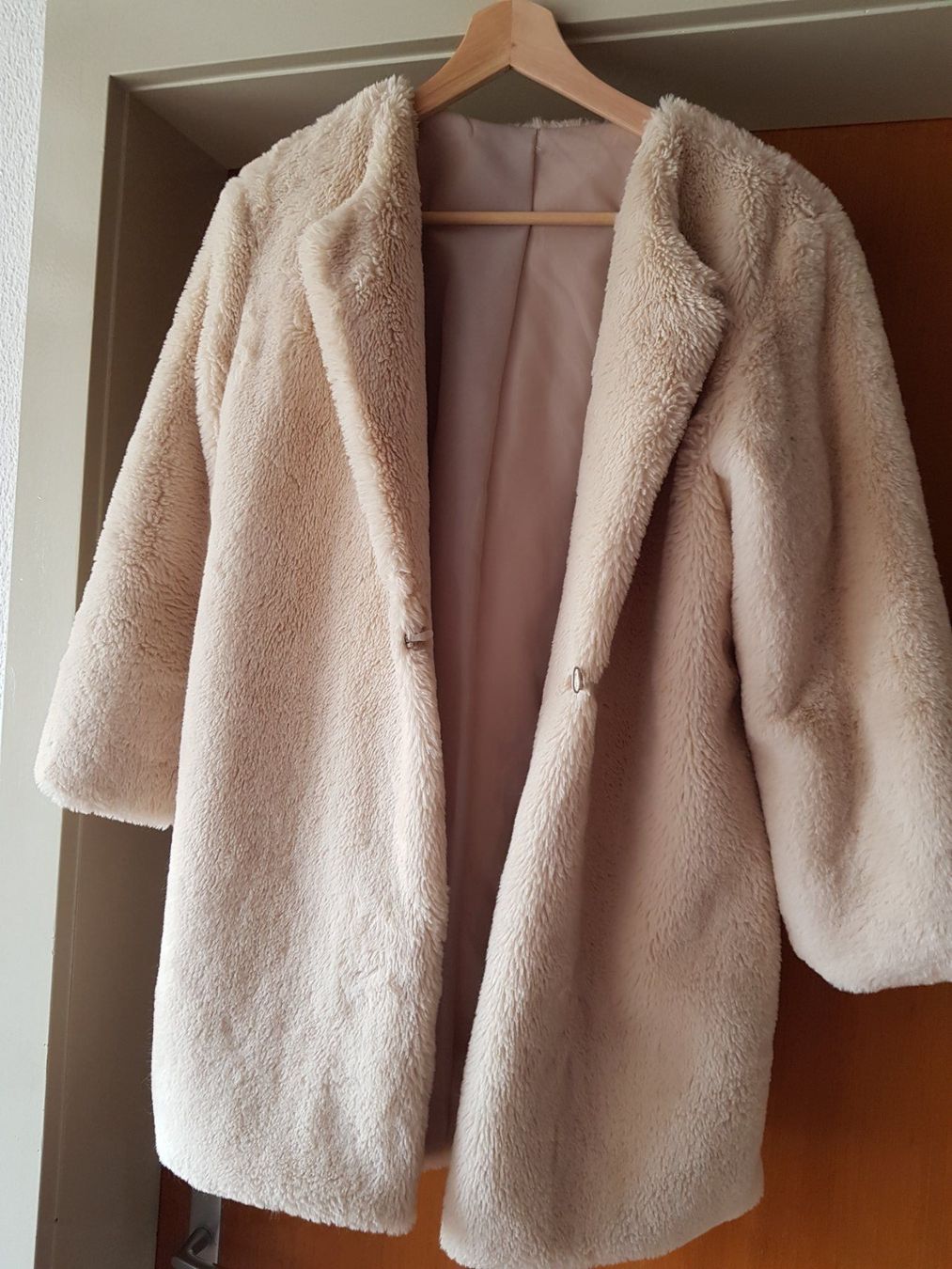 Giacche: Flauschige Jacke – Usato da Flaach venduto da shora