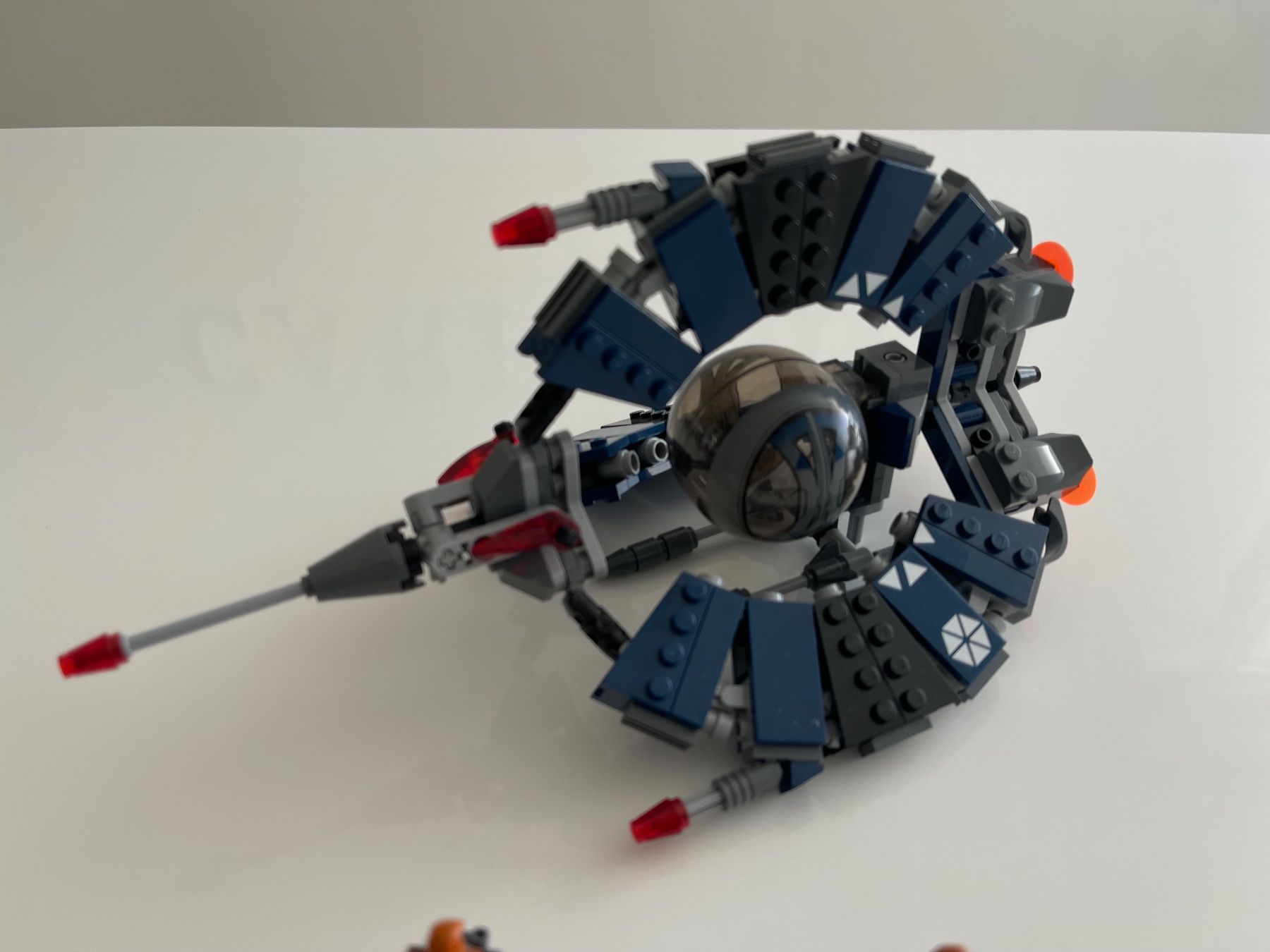 Lego Kit di costruzioni: LEGO Star Wars 8086 Droid Tri-Fighter - Clone Wars - 2010 – Usato da Burgdorf venduto da Pistar 3