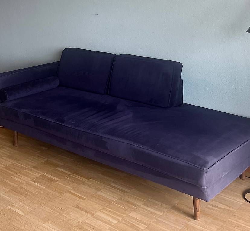Sofas: Blaues Samt Sofa – Gebraucht aus zürich von inf_8zpd 2
