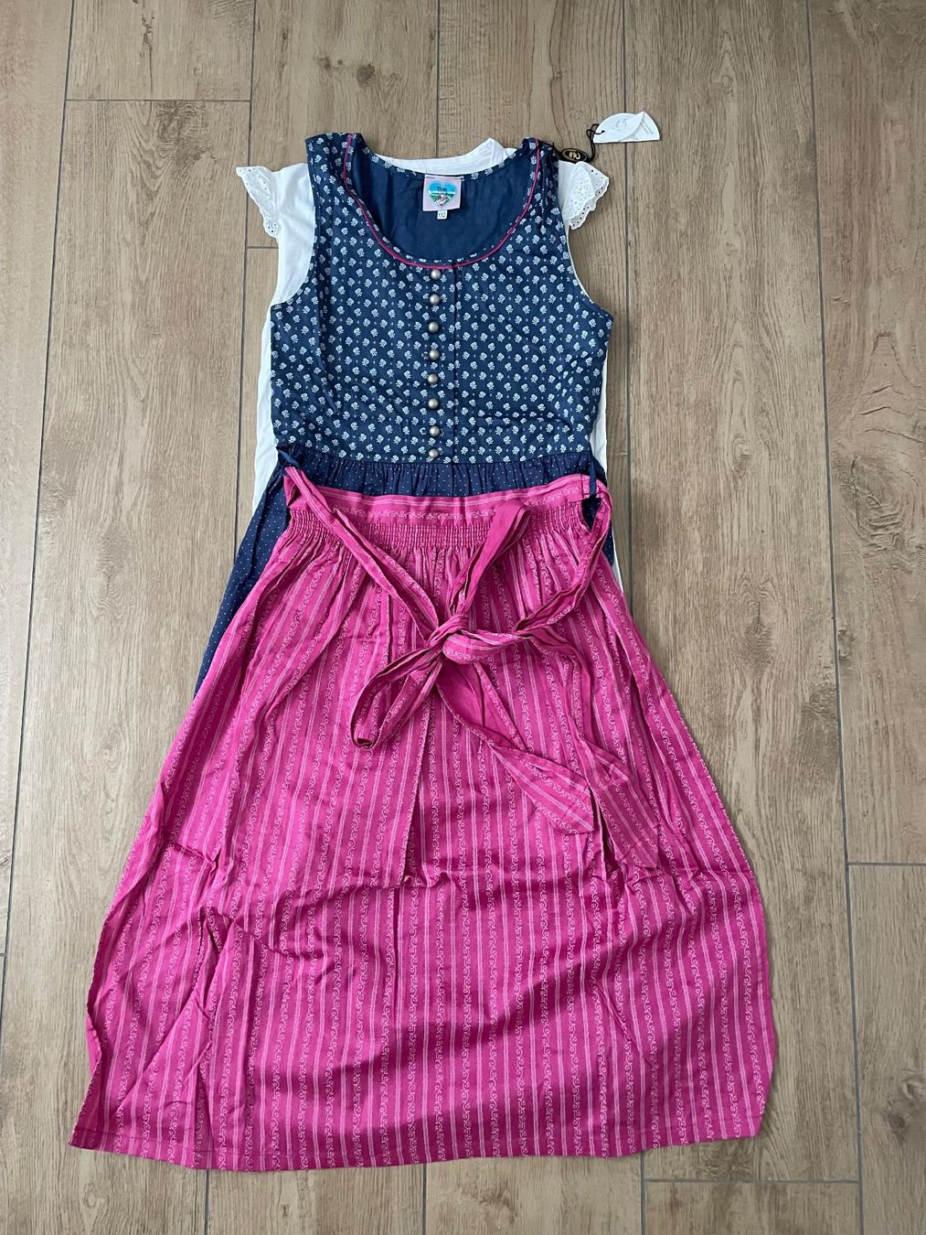 Kleider & Röcke: Turi Dirndl für Mädchen Gr. 152 NEU – Neu (gemäss Beschreibung) aus Waltenschwil von hansnine